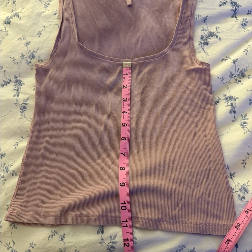 SKIMS Ribbed Tank Top in Mauve Pink